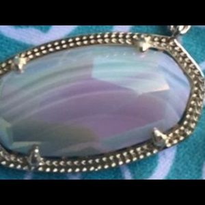 ISO Iri banded agate FOUND